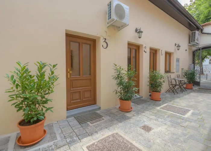 Old Town Ground Floor